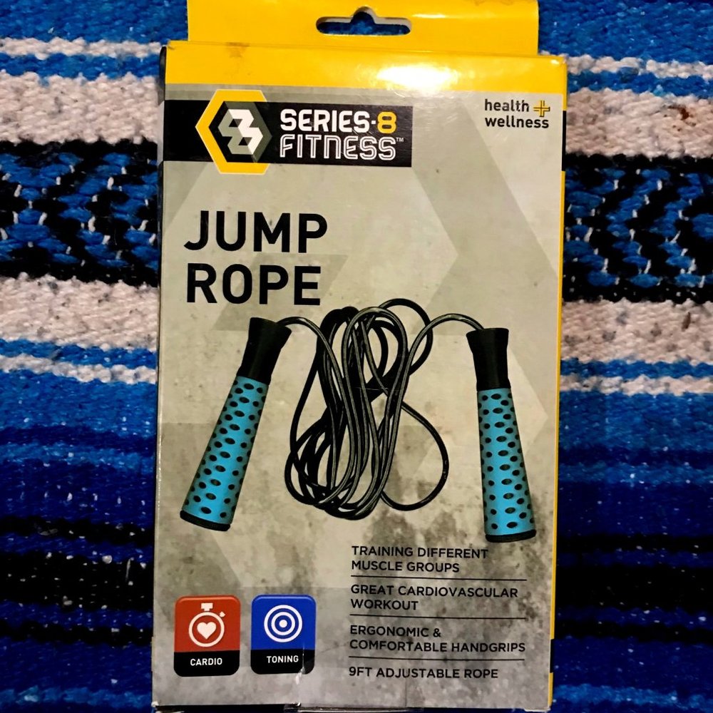 SERIES 8 FITNESS JUMP ROPE